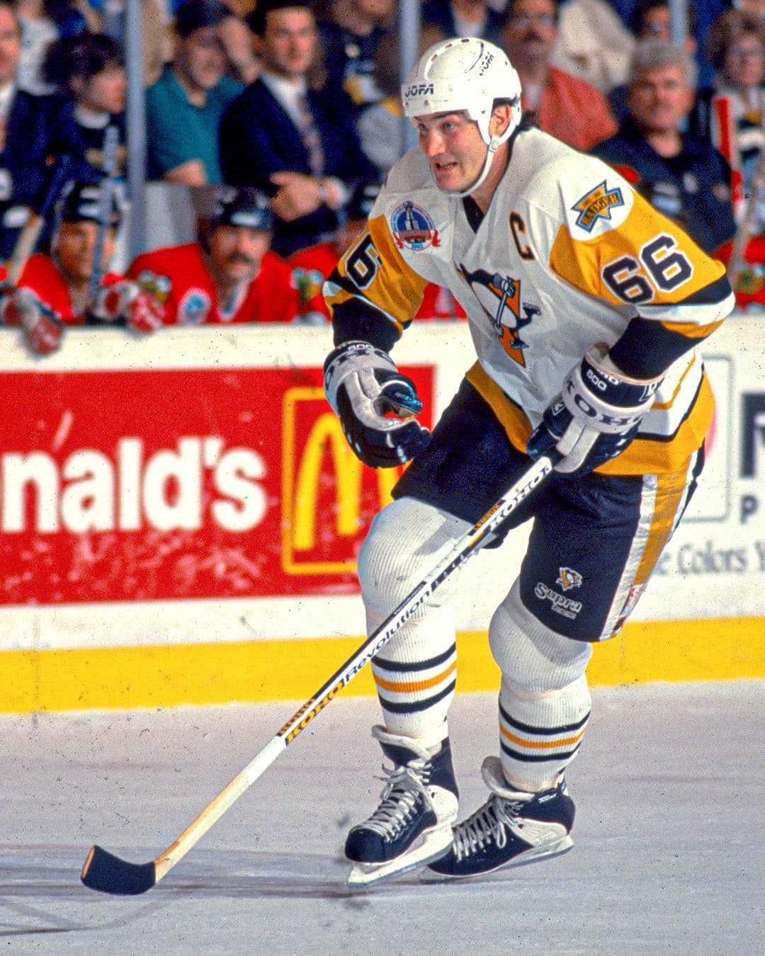 Mario Lemieux, Lester B. Pearson Award Winner in 1992-1993