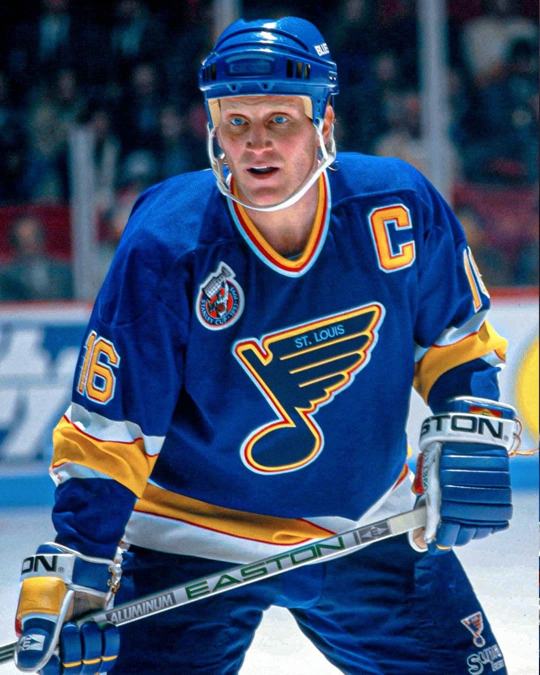 Brett Hull, Winner of the Lester B. Pearson award in 1990-1991