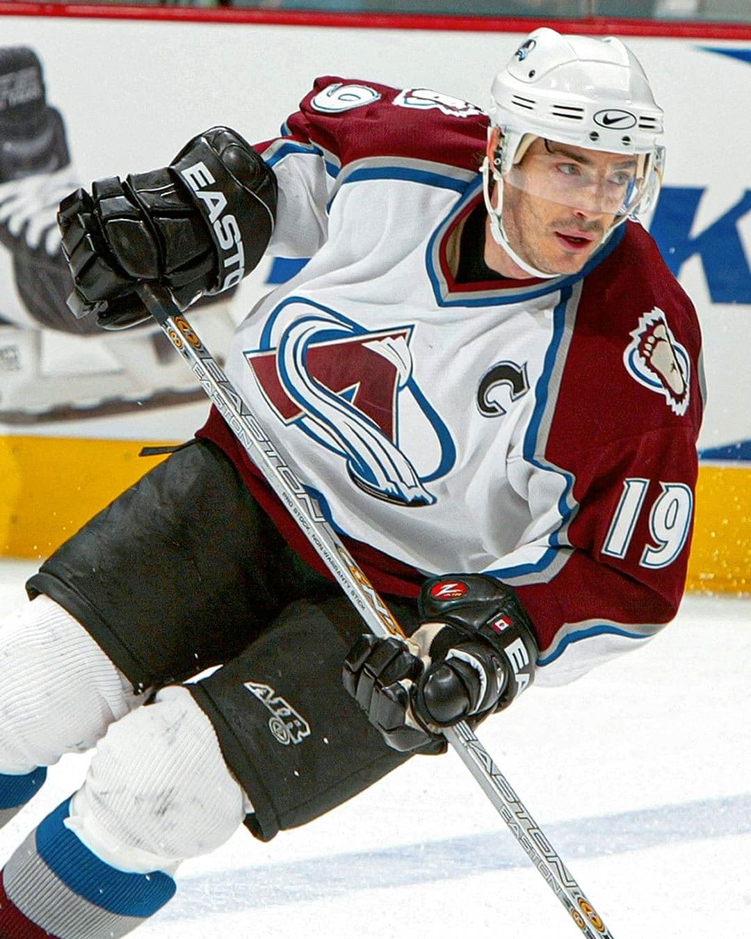 Joe Sakic, Lester B. Pearson Award Winner